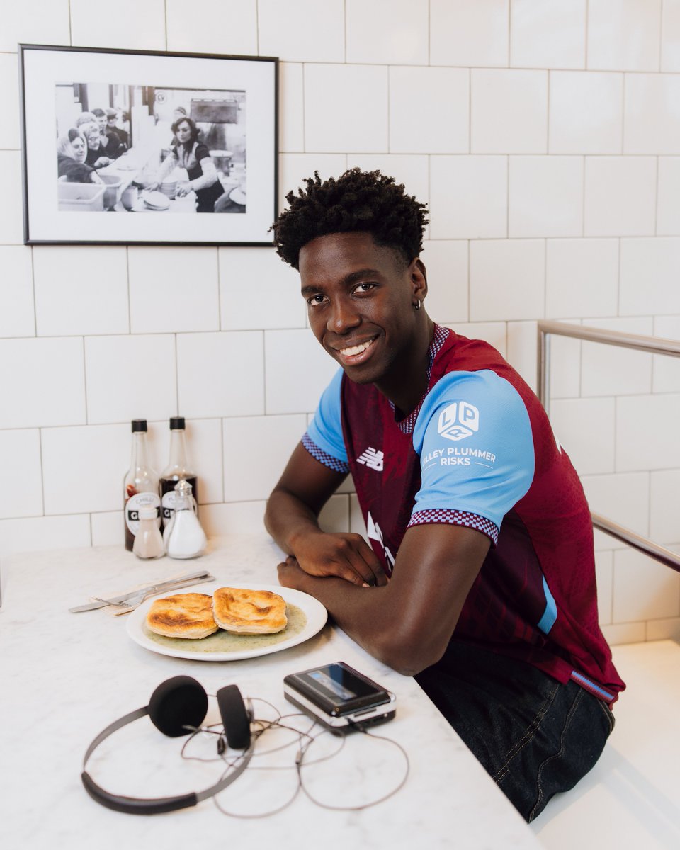 WestHam's tweet photo. Basque business 💼 https://t.co/9PoMfSYr2d