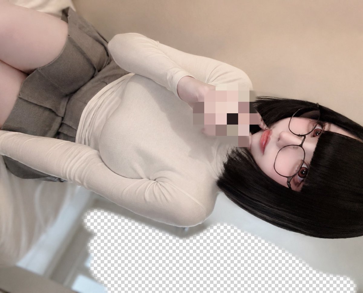 yf95e's tweet photo. 眼鏡お姉さんになってみました https://t.co/7eCJtJyBo4