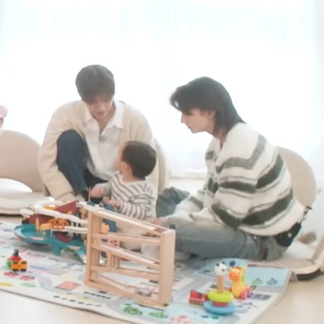 boss_sh_'s tweet photo. 슼문센편 선생님이 아니라 걍 부부자너 https://t.co/b35s3DFBeq