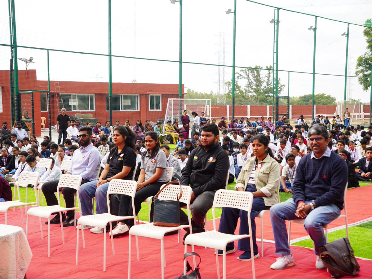 Yi_edu's tweet photo. Where Ideas Turned Into Innovation!

Young Innovators Educational Services was proud to be part of the KISA Robotics Competition, conducted by KISA(Karnataka ICSE School Association) and organized at B.M. International School.

#KISA #KISARobotics #YoungInnovators #Robotics #STEM https://t.co/5DHlqQtcip