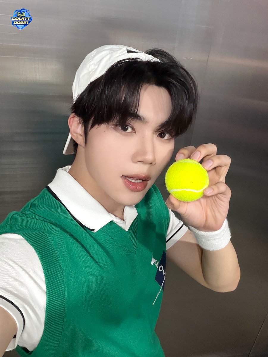 MnetMcountdown tweet picture