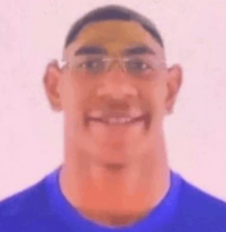 ChinewMK's tweet photo. @thmfrz Pour quelqu'un qui s'en fou tjr de tout, j'ai réussi à toucher ton égo et ton estime https://t.co/NDrPFdlCIk