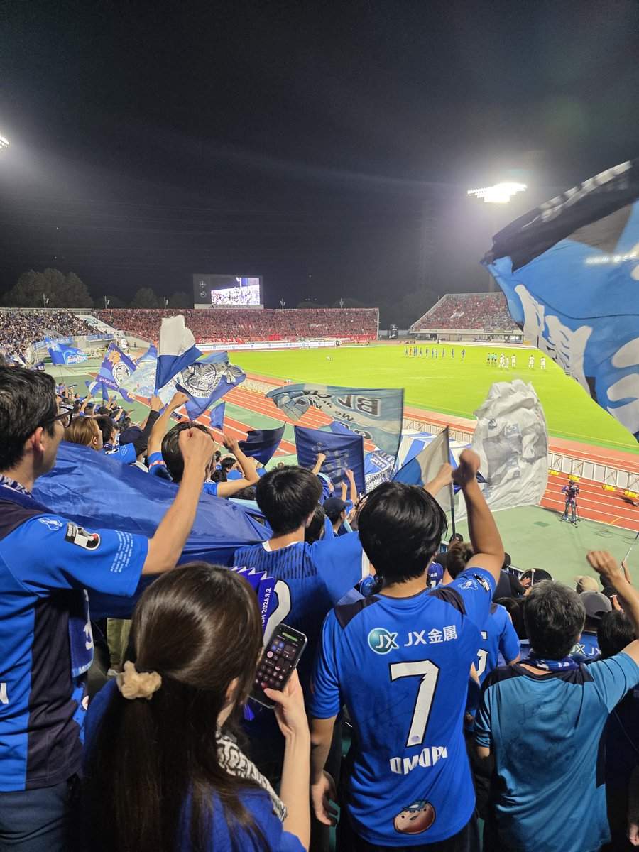 sll8q6lqk4z's tweet photo. 「いばらき～、水戸！」
水戸ホーリーホックは(も)、茨城が誇るJ1クラブです。
最近色々思うところがあったから、最高！
#水戸ホーリーホック https://t.co/m6bL2pi4A1