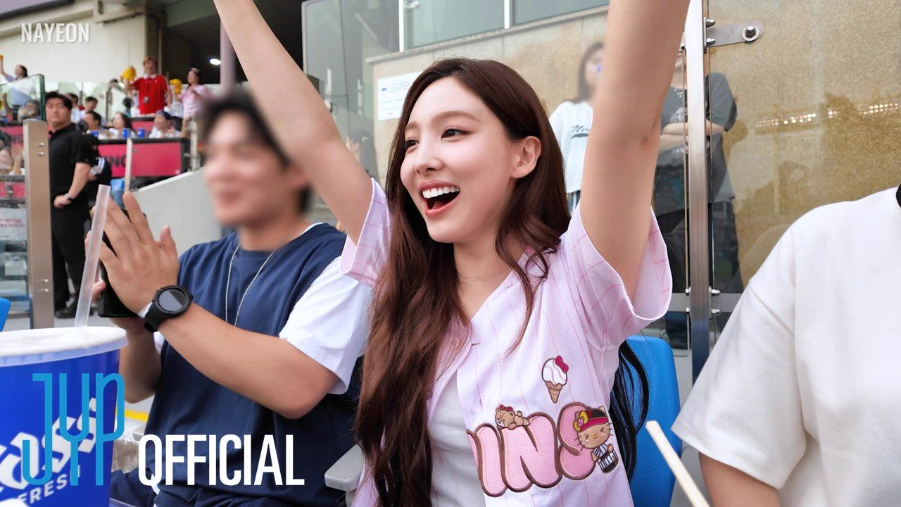 NAYEON SOURCE on X: 