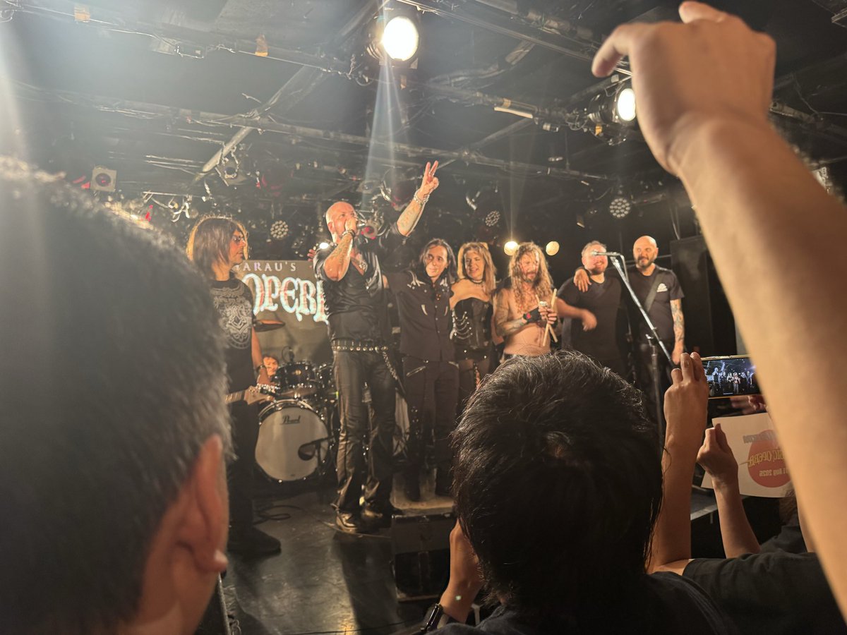 Abyss0808M's tweet photo. 素晴らしかった3日間ヽ(´▽｀)/
あちこち身体痛いし楽しすぎて語彙力どっか行ってしまったw
#EvokenFest https://t.co/KdFOtu3Vwi