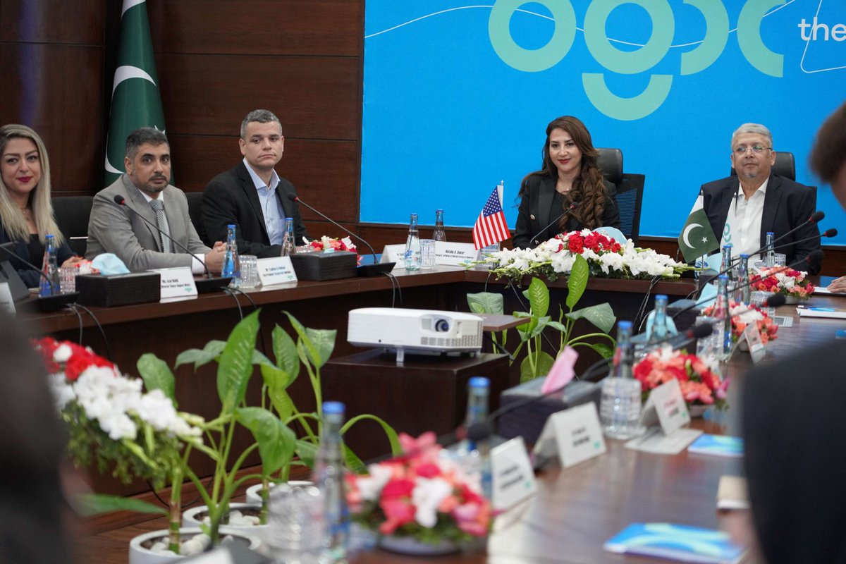 usembislamabad's tweet photo. Chargé d’Affaires Natalie Baker joined Baker Hughes – a Houston, Texas-based global energy technology leader – as it signed a landmark agreement in Islamabad with Pakistan’s @ogdclofficial to deploy U.S. technology, expertise, and integrated solutions across Pakistan’s energy sector.
Speaking at the signing ceremony, CDA Baker said the agreement represented exactly the kind of partnership the United States champions: one that brings world-class American technology and expertise together with Pakistan’s ambitions for a stronger, more secure energy future that promotes shared prosperity.
 This agreement reflects the Trump Administration’s prosperity agenda in action: expanding market access for U.S. companies, promoting American energy exports and energy security, and building trade relationships that promote strength, stability, and prosperity for America and its partners.
