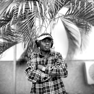 OluwaBright8's tweet photo. #NewProfilePic https://t.co/y3EDOBNsWs