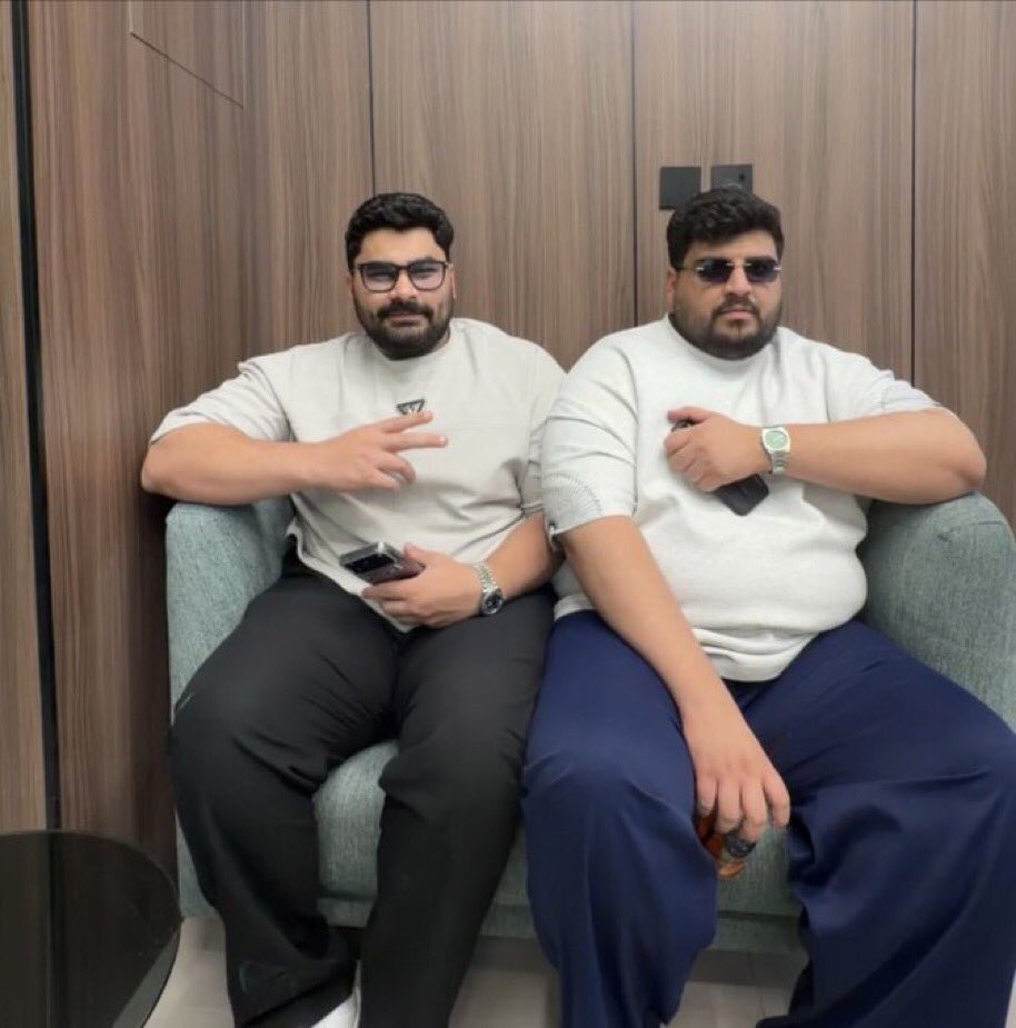 Ojym12's tweet photo. اسفه والله تذكرتهم 😭😭😭 https://t.co/sDEAyizSCg