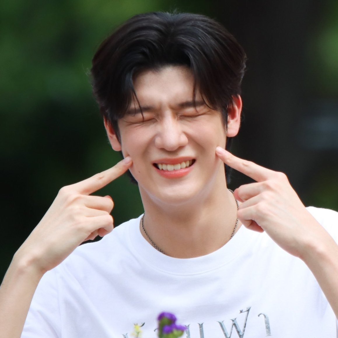 DailyJimmyjiMoi's tweet photo. Everyone say cheeeessssssss >⁠.⁠< 👉👈

#จมอ่านว่าจอมอ #jimmy_jimmoi @jimmy_jimmoi ♡ https://t.co/XNzuy1Xb8g