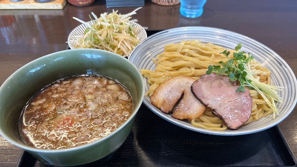 ICGGCI's tweet photo. 2026年8月
下妻市 らー麺大芽のざる中華しお980円　旨ネギ120円　1100円

いつも美味しい😊

#ラーメン　#茨城ラーメン
#ラーメン好きな人と繋がりたい https://t.co/BKYwUQXrIZ