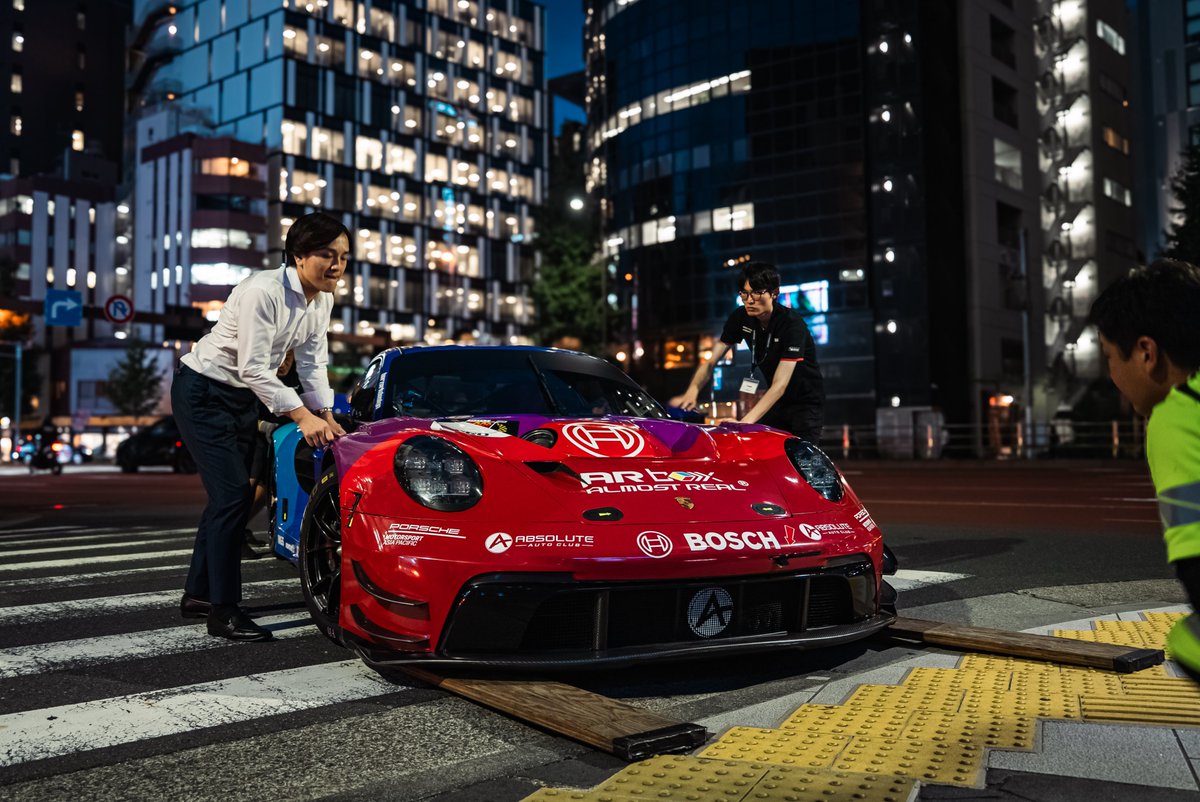 absolute_racing's tweet photo. #IGTC | The twins have arrived! #Suzuka1000km Porsches just touched down at Porsche Studio Ginza. 🇯🇵

■展示期間
9月3日（木）～9月5日（土）

■会場
ポルシェスタジオ銀座
東京都港区東新橋１丁目５ー２ https://t.co/JAqJespE8C