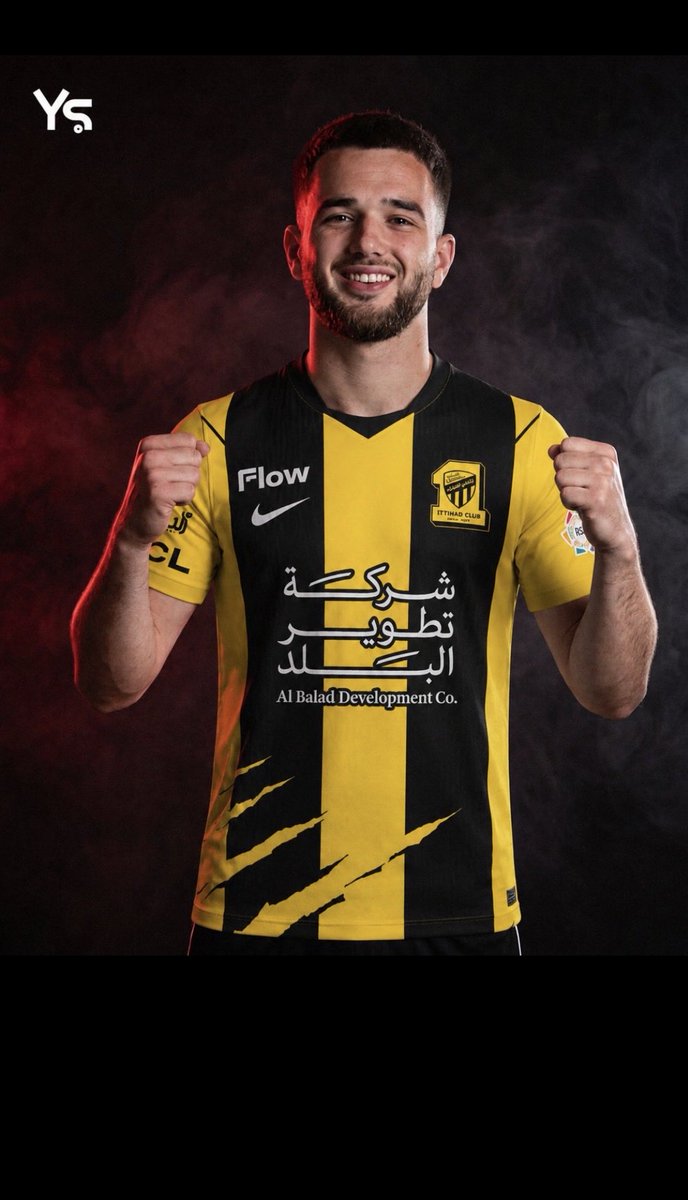 ittixo27's tweet photo. طيب والله انو المقلم لايييق عليه 😎🤩🥶
تكفون جيبوه 
@ittihad 

 #RaskinToIttihad https://t.co/djTOWDFLP9