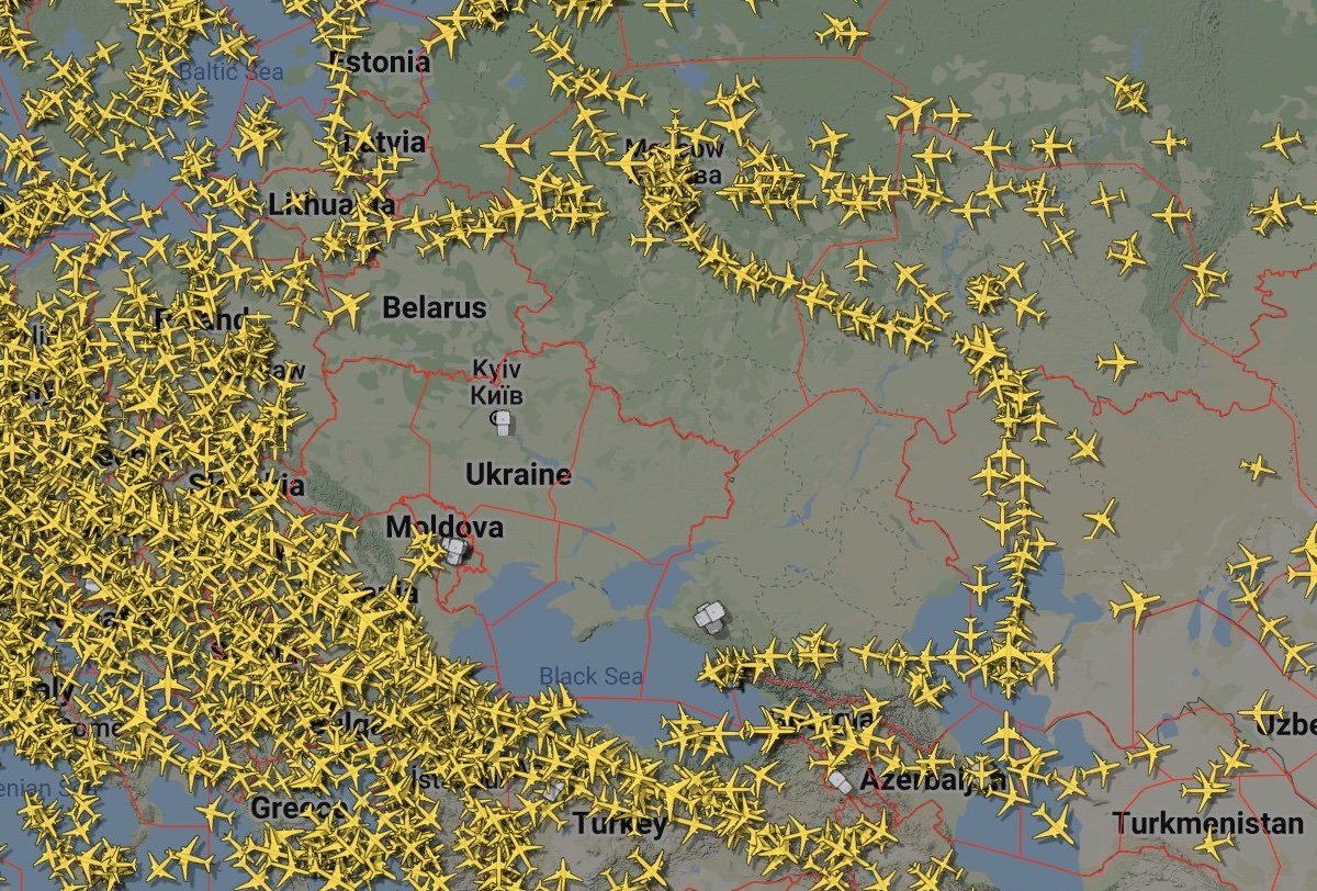 irgarner's tweet photo. Two reasons why Russia cannot complain about endangering its own air traffic. https://t.co/BdXV2OnSzz