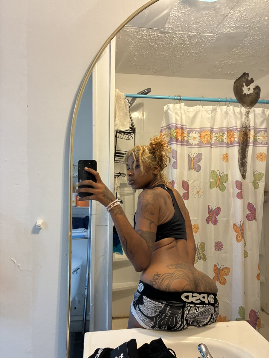 itskenzosojo's tweet photo. Getting Beefy 😂🦃 https://t.co/qQWDlLALFu