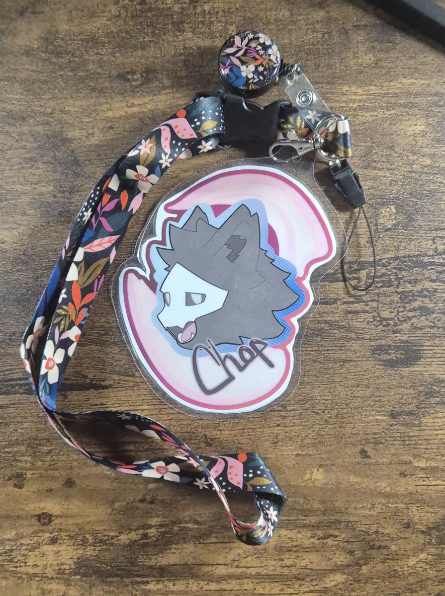 Chopit0_'s tweet photo. Badge ready! https://t.co/vHkl9CFpwj