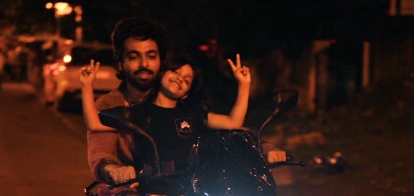 saloon_kada's tweet photo. #GVPrakash With His Daughter😍❤️ https://t.co/Qgq6E0JjQA