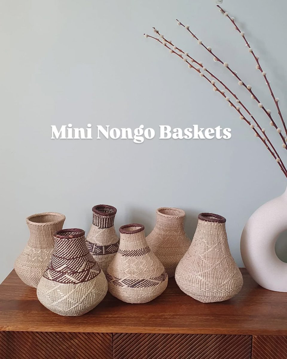 __craftplug_ug's tweet photo. Nongo vases available from 50k to 100k. 0770721434 https://t.co/O2BJctkrhx