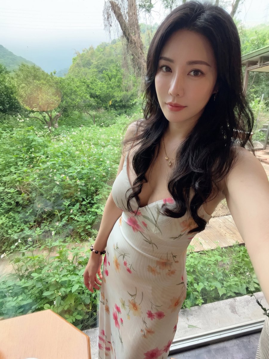 AbdoGvA's tweet photo. 今日休息，谢绝问诊！放假一天，试图做一个高冷的人 https://t.co/eRguH54DUu