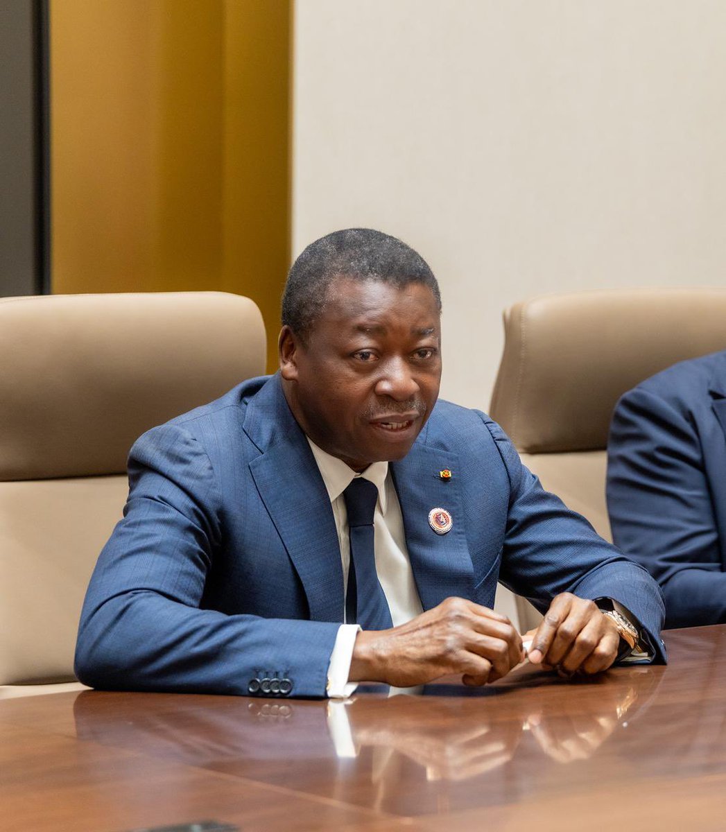presidencecstg's tweet photo. En marge du 26ᵉ sommet de l’Organisation de coopération de Shanghai (OCS), SEM @FEGnassingbe, s’est entretenu, ce 01/09/2026 à Bichkek, avec le Président de la Biélorussie, Alexandre Loukachenko.

https://t.co/GhK3yV1MgZ https://t.co/BBCuAkbsmh