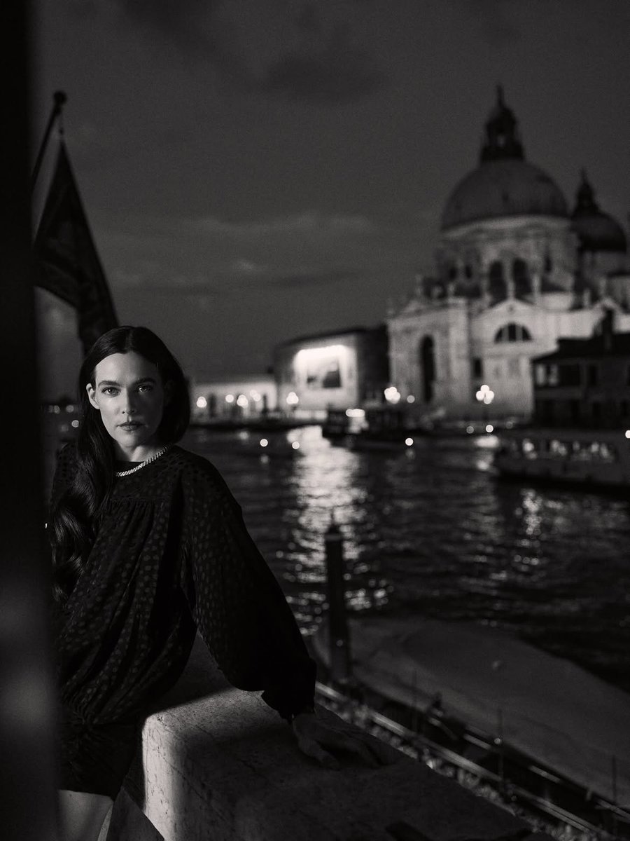 keoughphotos's tweet photo. New/old photo of Riley Keough at the 82nd Venice Film Festival (August 2025) https://t.co/adhsjMjkdI
