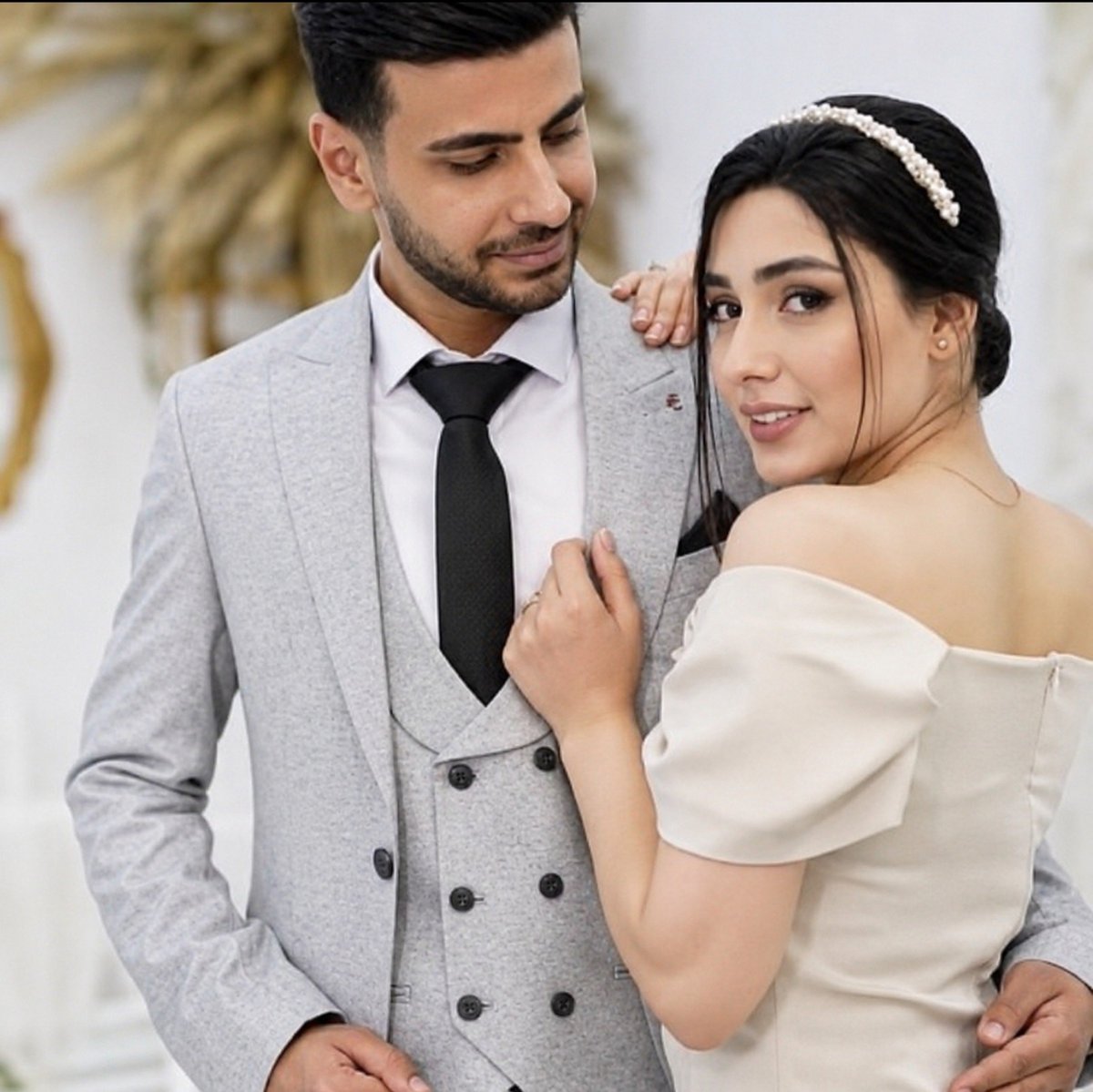 ARTEMIS546438's tweet photo. از کشتن عروس و دامادهای پرواز اوکراینی تاکشتن حنانه کیا و حمله به عروسی در سیریک مقصر همه جمهوری اسلامیه https://t.co/682IArqmee
