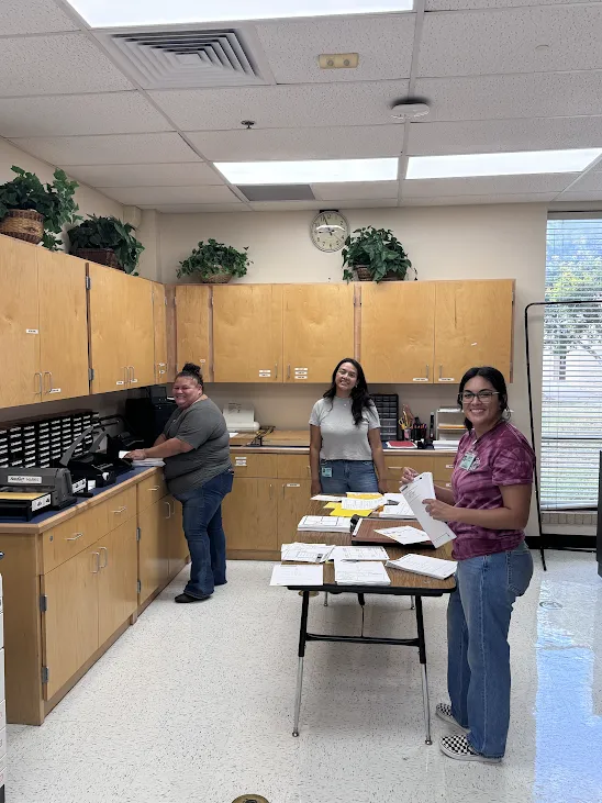 NISDElemMath's tweet photo. Shoutout to our incredible PACK! 🐾 The Fernandez Elementary parent and community volunteer group, the Pack Partners, are hard at work prepping materials for upcoming Bluebonnet lessons.  Thanks to the school community for helping out!📚✨ https://t.co/VIvZforxag
