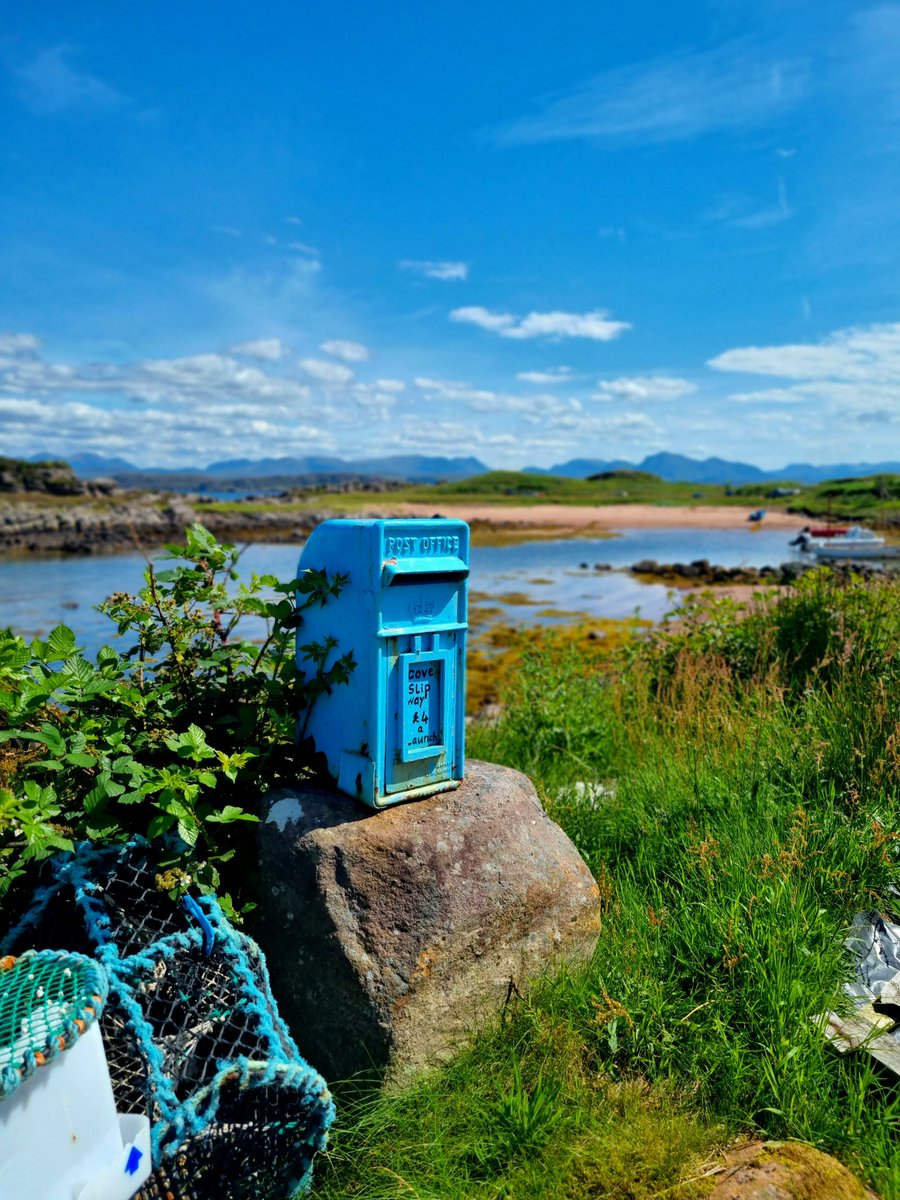 MikeMikwd's tweet photo. The last post-looking over the Torridon mountains from Cove harbour - have a wonderful September, friends
#ScotlandisNow #StormHour #photography #photooftheday #landscape #OutAndAboutScotland #landscapephotography
@VisitScotland @ScotsMagazine #STVSnaps #ThePhotoHour #beauty https://t.co/1v4feooXJl