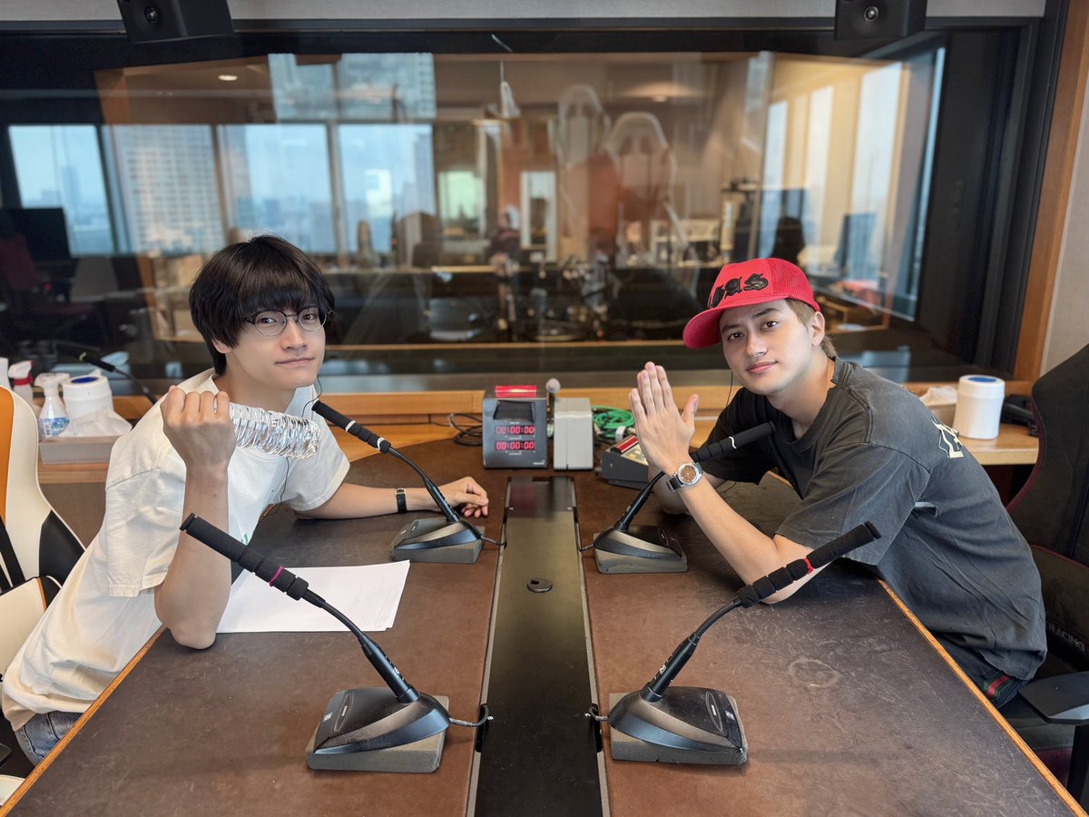 A_yantan1179's tweet photo. 今夜の担当は！

#Aぇǃgroup
#小島健
#佐野晶哉

今夜は深い話盛りだくさんでお送りします。

明日の学校や仕事が億劫な人
学校や仕事以外でも
なんとなく気持ちが沈んでしまっている人

みんなの心に...

ポイズンだぜ。

ポストは『#Aぇヤンタン』で
たくさんよろしくお願いします！！ https://t.co/AeB77nlvEl