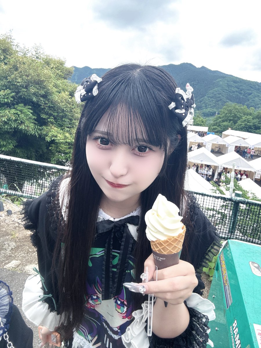 mori_Ill's tweet photo. あいすたべてるしゃしんあった！ https://t.co/tqI9X0HhcF