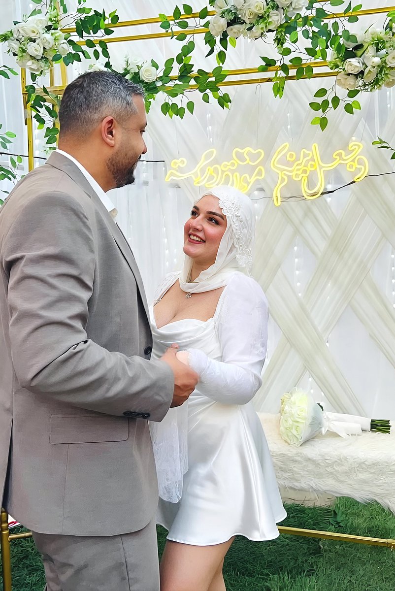 Sishdjsksh's tweet photo. قرينا الفاتحه مافيش مبروك 🤭❤️❤️ https://t.co/GHeTqVuZjg