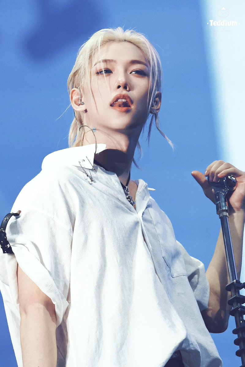 Teddium0915's tweet photo. 260726 ⭐️🩵
RUN IT SEOUL

#Felix #필릭스 
#StrayKids https://t.co/RhETOwsqU9