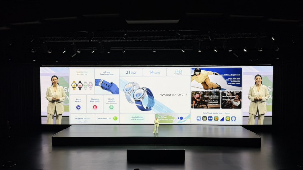 agafes's tweet photo. الإعلان عن النسخة العادية من ساعة هواوي GT7 بتصميم أنيق
#HUAWEIWatchGT7
#SmartConnectEasyCross https://t.co/rz7t1ymKiv