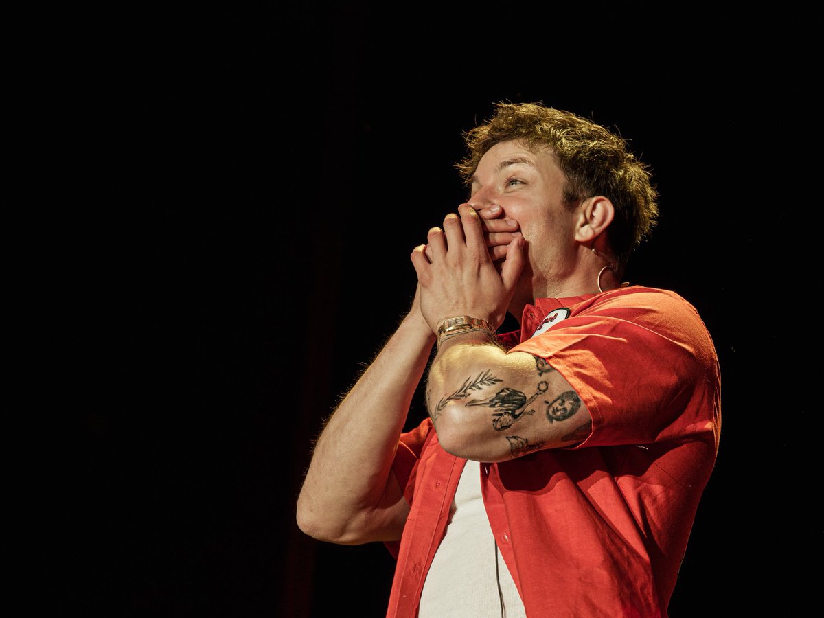 00mattrife's tweet photo. Bend, Oregon!!! 🥹❤️ 4 years in a row!
I love you so much!

#mattrife #comedynight https://t.co/HDCPYKENNu