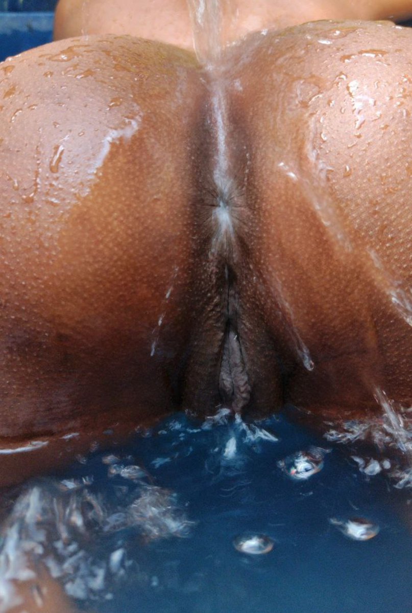 eve87579's tweet photo. Como está quente aqui!!!
Bora 🍆💦? https://t.co/cnGFPSR4J0