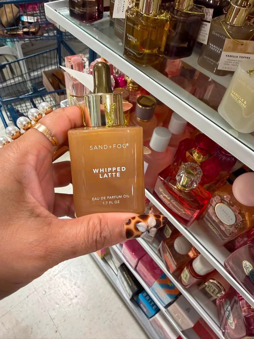 layxsnv's tweet photo. Marshall’s got me AGAIN. 😭😂 These perfume oils smell AMAZINGGGG. 😮‍💨💕 https://t.co/c3XdaEdYGA