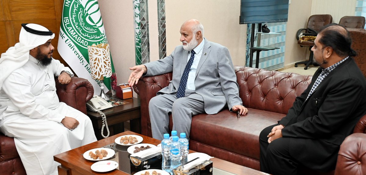 IIUI_OFFICIAL's tweet photo. Chairman HEC Calls on President IIUI; Discusses Cooperation in Higher Education

The Chairman of the Higher Education Commission (HEC) of Pakistan, Prof. Dr. Niaz Ahmad Akhtar, called on the President and Acting Rector of the International Islamic University Islamabad (IIUI), Prof. Dr. Ahmed Saad Alahmed, at his office. During the meeting, both dignitaries deliberated on a range of matters of mutual interest and reaffirmed their shared commitment to advancing the standards of higher education in the country.

For details visit following link:

https://t.co/OIKomfgLMi