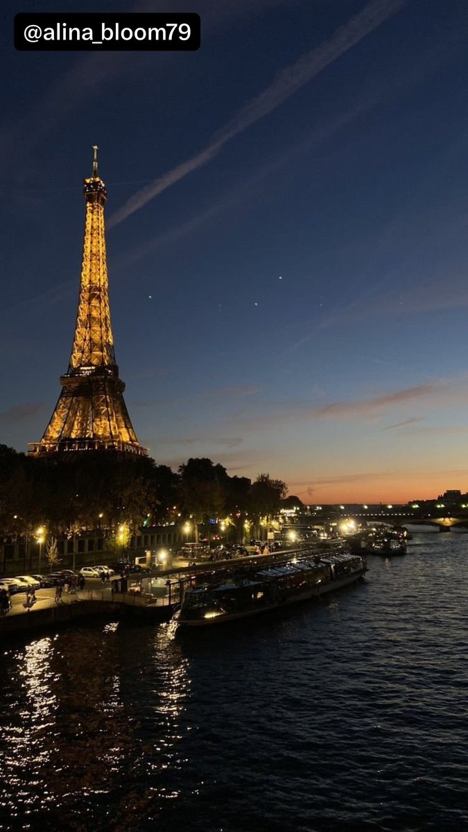 Alina_bloom79's tweet photo. Paris... https://t.co/WXJdl9hQEX