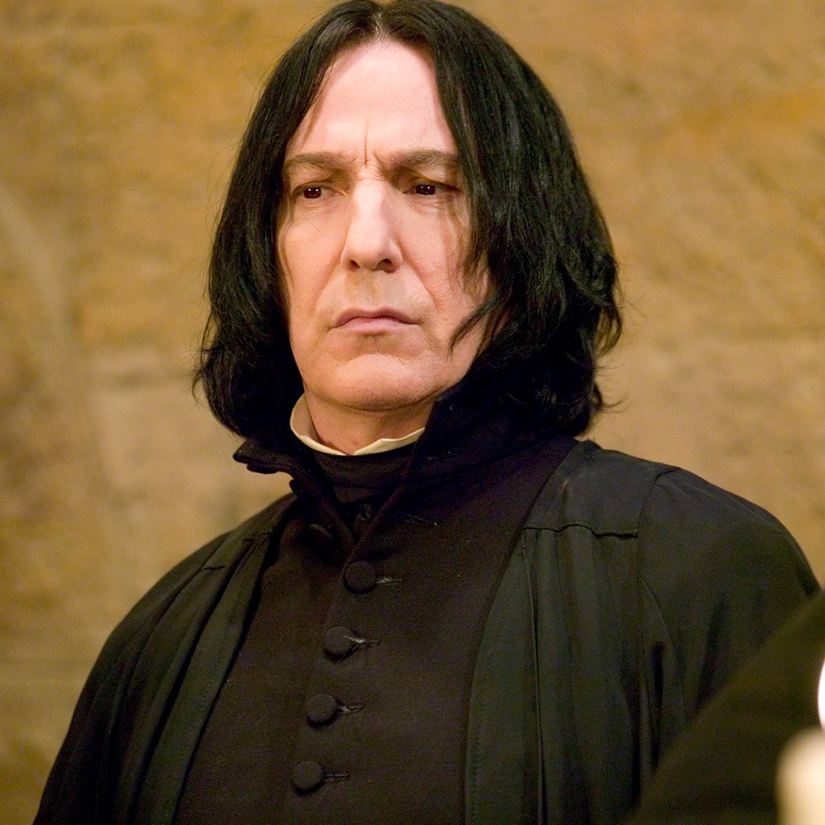 bosunatiklama's tweet photo. Harry Potter dizisinin yeni Severus Snape'i Paapa Essiedu'nun ilk görüntüsü: https://t.co/5jOwiodE3c