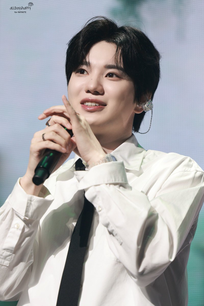 alldayshappy1's tweet photo. 🎂𝑯𝑨𝑷𝑷𝒀 𝑺𝑬𝑶𝑵𝑮𝑱𝑶𝑵𝑮 𝑫𝑨𝒀🎉

우리 막둥이 생일 축하해🎉
항상 햇살처럼 반짝반짝 빛나길 바래🍋💛🌟
오늘 하루 세상에서 가장 큰 행복만 가득하자💝

#우리의_비타민_성종아_생일축하해
#Happy33rdSeongJongDay
#이성종 #LEESEONGJONG #인피니트 https://t.co/Z19kuromHx