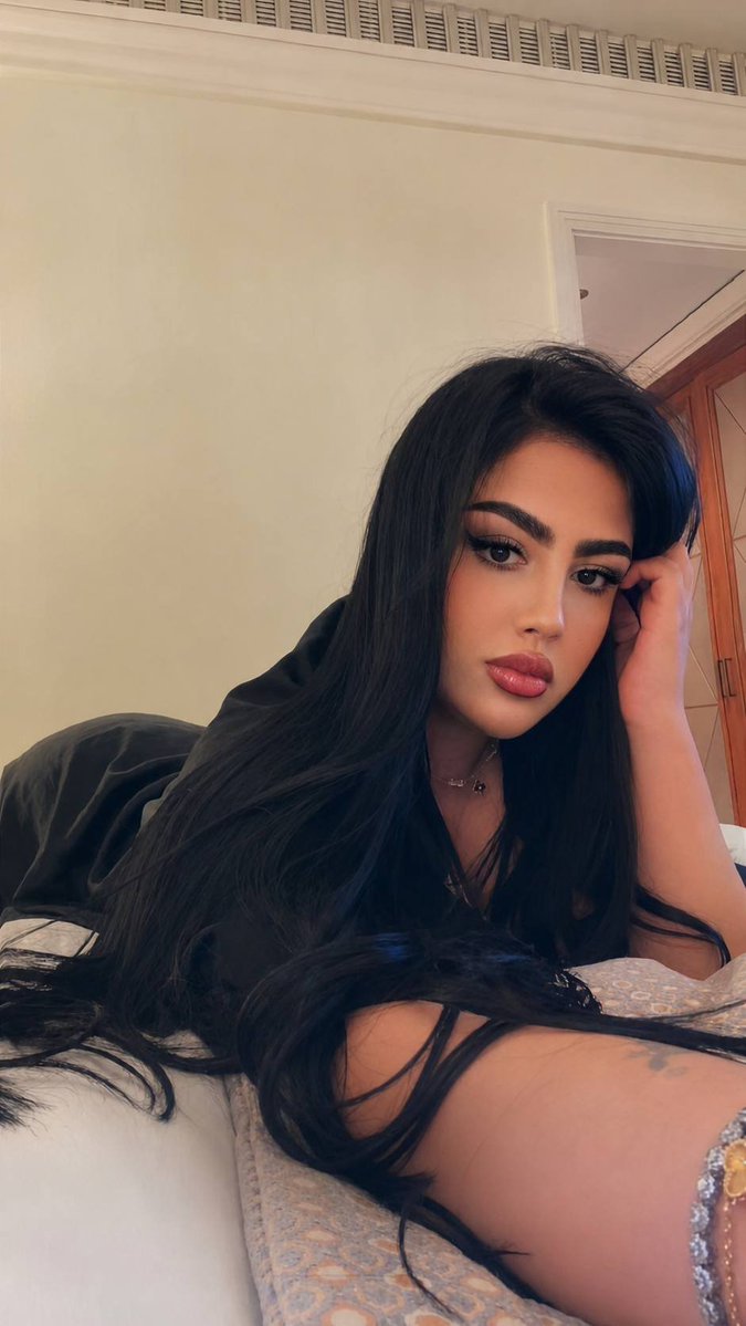 X85Sus's tweet photo. لحد يركز واضح 🤭 https://t.co/1ZeTSv4Erv