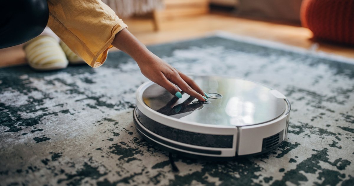HarvestAtDR's tweet photo. Stealing these low-effort cleaning habits: steam clean instead of scrubbing, tackle messes before they pile up instead of after, and let robot vacuums and smart plugs handle the boring recurring stuff! https://t.co/ARfDKOPttz https://t.co/nkfMd7RD4x