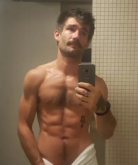 DevonElm6996's tweet photo. Porn Stash Era https://t.co/WzuchGfpe7