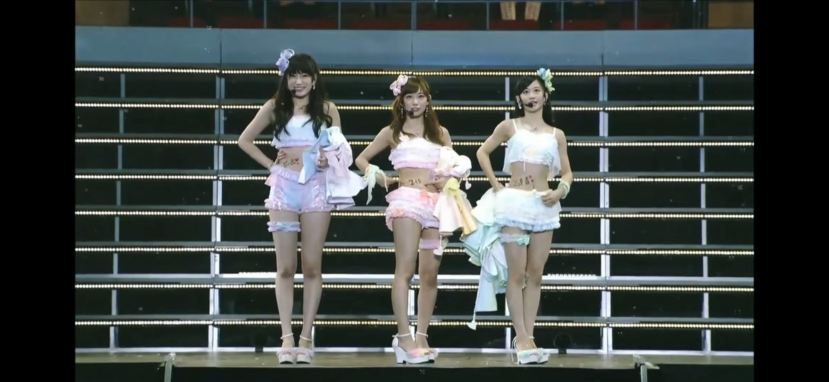 ichigxparfait's tweet photo. If this is ชุดชั้นใน ทุกคนเลิกใส่เกาะอกกางเกงขาสั้นเลยแล้วกันค่ะ คือชุดซิปเปอร์น่ารักมากกกกกกกกกจิง ๆ https://t.co/ptnCQyib9j