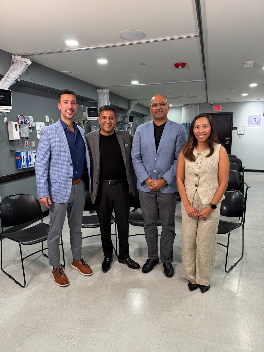 OffCallDotCom's tweet photo. For generations, some of the most valuable conversations in medicine happened informally but we've since lost that kind of connection.

That’s why we created Offcall Connect. 🤝

Last week in Columbus, physicians from across Central Ohio came together to meet new colleagues, exchange ideas, and hear from Offcall members Dr. @KrishRayapudiMD and Dr. Rohan Modi about endobariatrics and the future of obesity medicine.

We’re excited to keep bringing the community together, online and in person. We'll see you at the next event. 🙌

Dr. Rayapudi was also kind enough to share his presentation which you can view here: https://t.co/93ofzkGeoL