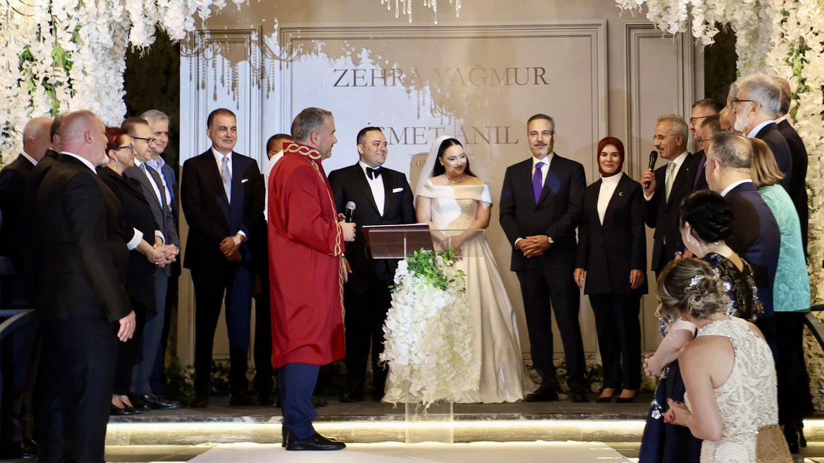 turanbulent's tweet photo. Şam Büyükelçimiz, değerli kardeşim @nuhyilmaz'ın kızı Zehra Yağmur ile Ertan Yılmaz'ın oğlu İsmet Anıl'ın nikâh merasimindeydik, iki ailenin heyecanına ve yeni bir yuvanın kurulmasına şahitlik ettik. 

Genç çiftimize bir ömür boyu mutluluklar diliyor,  yürekten tebrik ediyoruz. https://t.co/Pqut7coMUJ