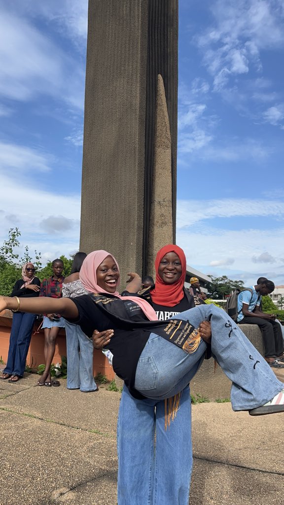 mademoixcel's tweet photo. The random Wednesday uni ends 
I signed out with my best friend today
@fatihah_tu https://t.co/xfzIzVacIF