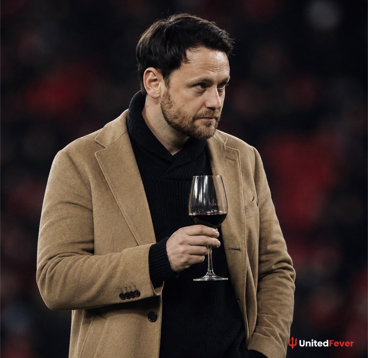 YanitedFever's tweet photo. 🚨🔴 EXCL | Christopher Vivell has decided to leave Manchester United!

After tirelessly working with Sansoni’s data-team, Vivell was expecting a BIG transfer window with 6-7 first team signings for #MUFC. He was SHOCKED to witness the amateurish decisions made by Jason Wilcox. https://t.co/PmQX5i4kAb