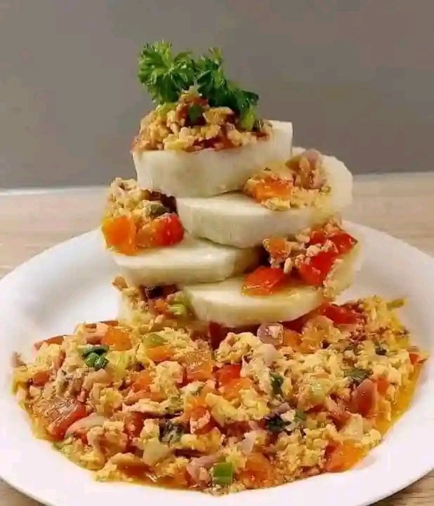 Duuhpeacen0dd's tweet photo. Eat,it is time to eat https://t.co/fwfGlZlr6k