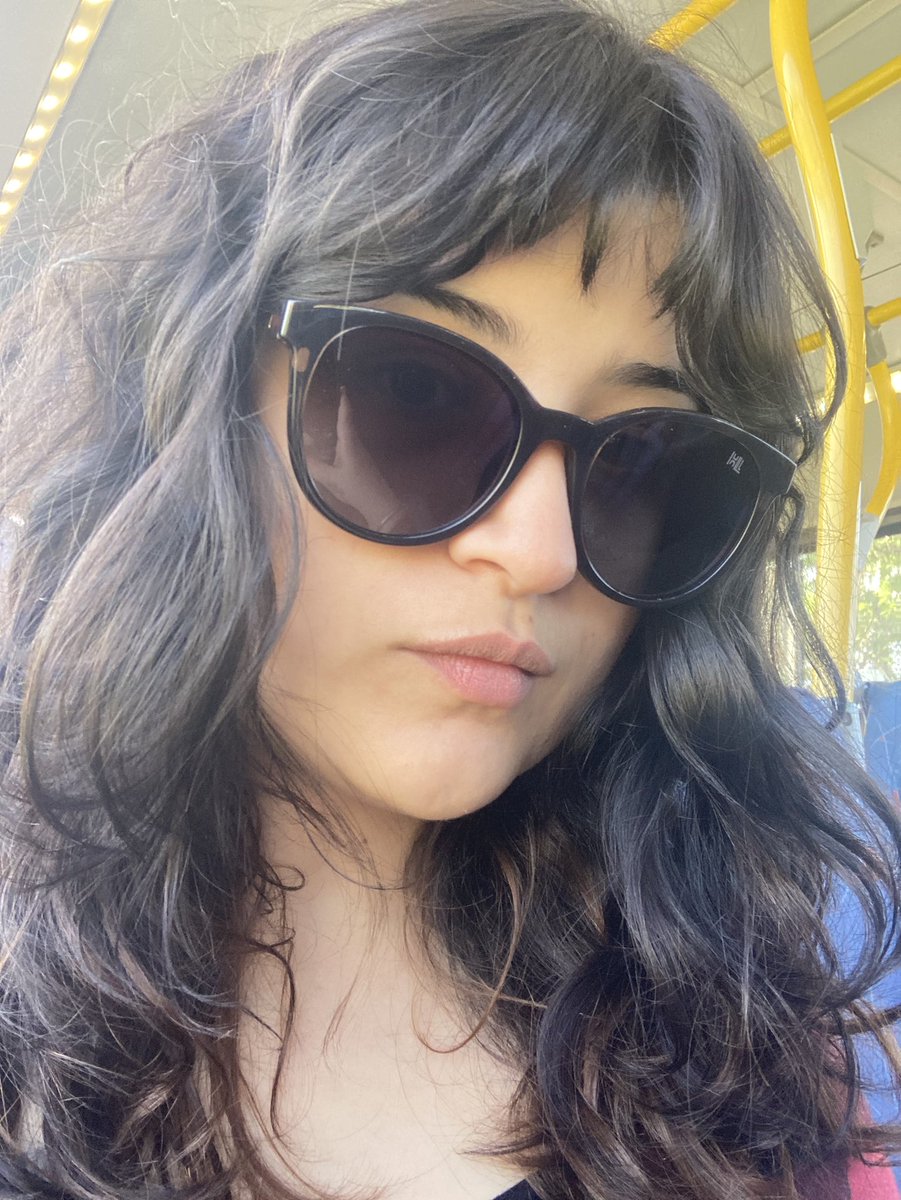 duiazepam's tweet photo. eu do bem // eu do mal https://t.co/F25vSX3OT6