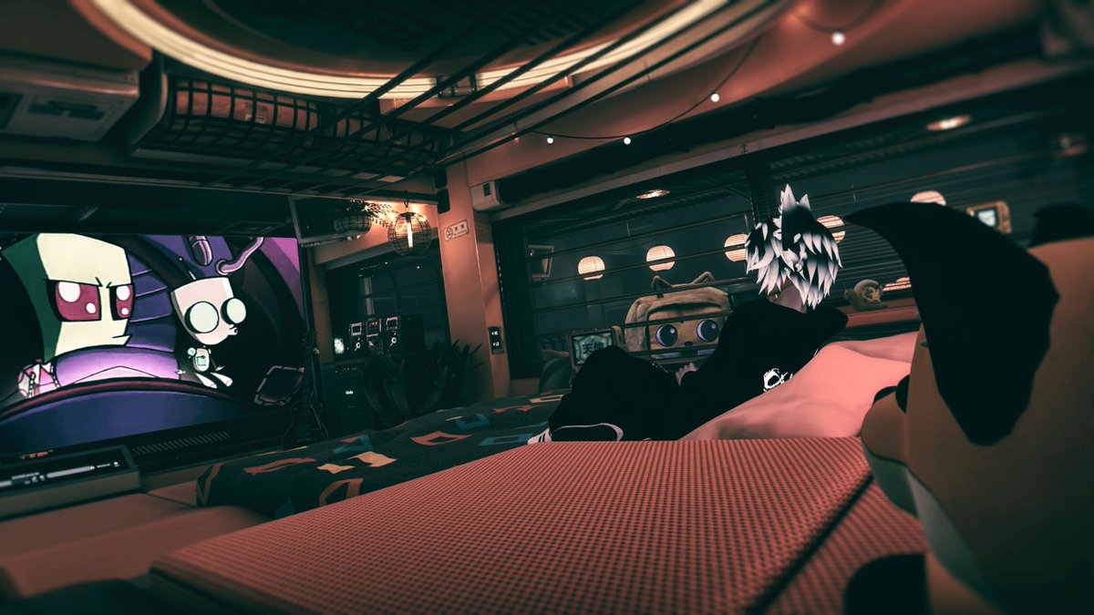 everfail_'s tweet photo. Even when alone, there's VRCat.
#vrcchat #vrcat #vrchatphotography https://t.co/5SdRZJFeSP